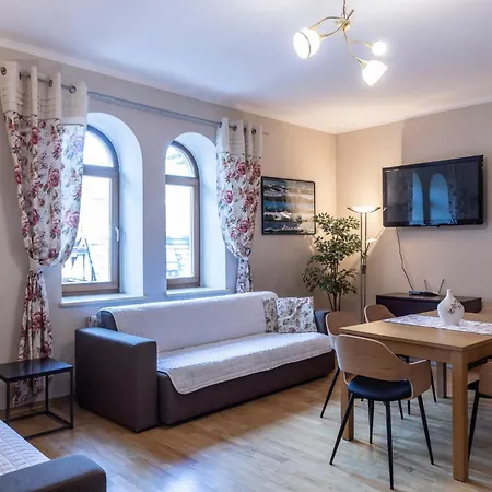 Tatrytop Radowid Basen Sauna Aparthotel 3*